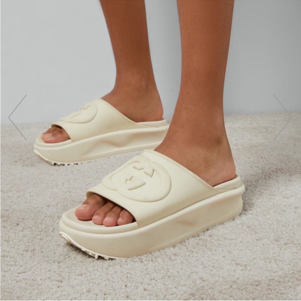 Authentic Gucci Rubber Platform Slides